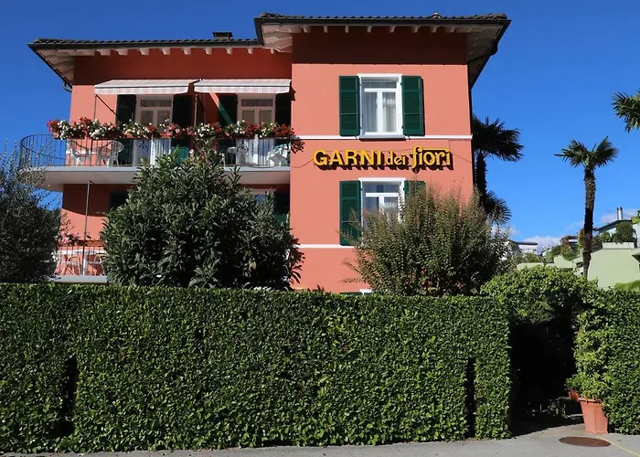 Hotel Garni Dei Fiori 3*